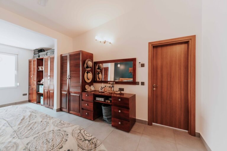 Rodzaje drzwi wewnętrznych do domu