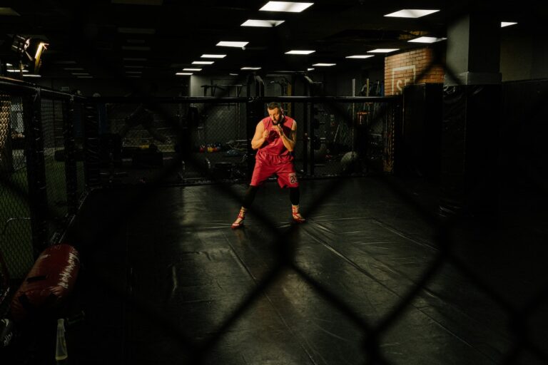 Czym charakteryzuje się dobre obuwie bokserskie?